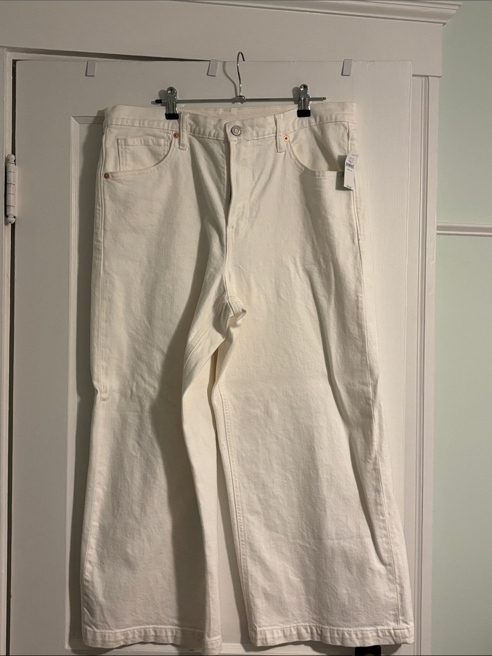 GAP Off-White Wide-Leg Jeans